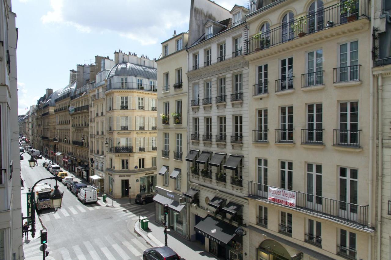 Rue Saint Honore - Louvre * Parijs